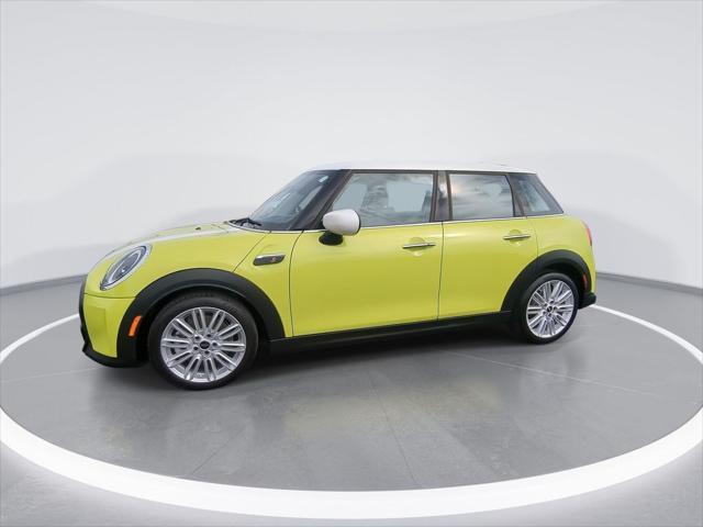 used 2024 MINI Hardtop car, priced at $32,544