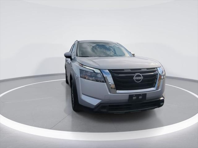 used 2024 Nissan Pathfinder car, priced at $34,550