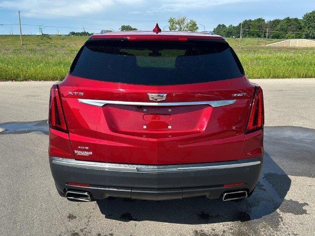 used 2021 Cadillac XT5 car, priced at $27,627