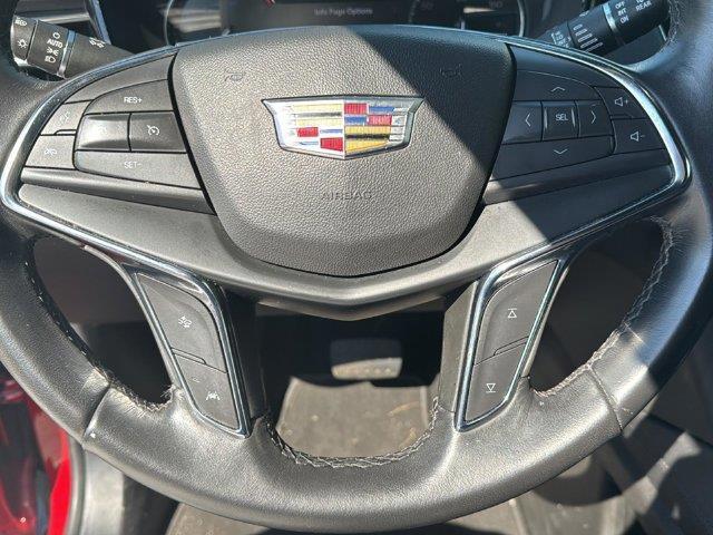 used 2021 Cadillac XT5 car, priced at $27,627