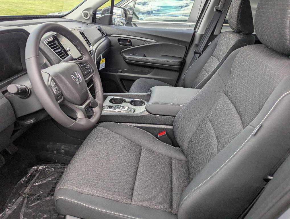 new 2025 Honda Ridgeline car, priced at $41,600