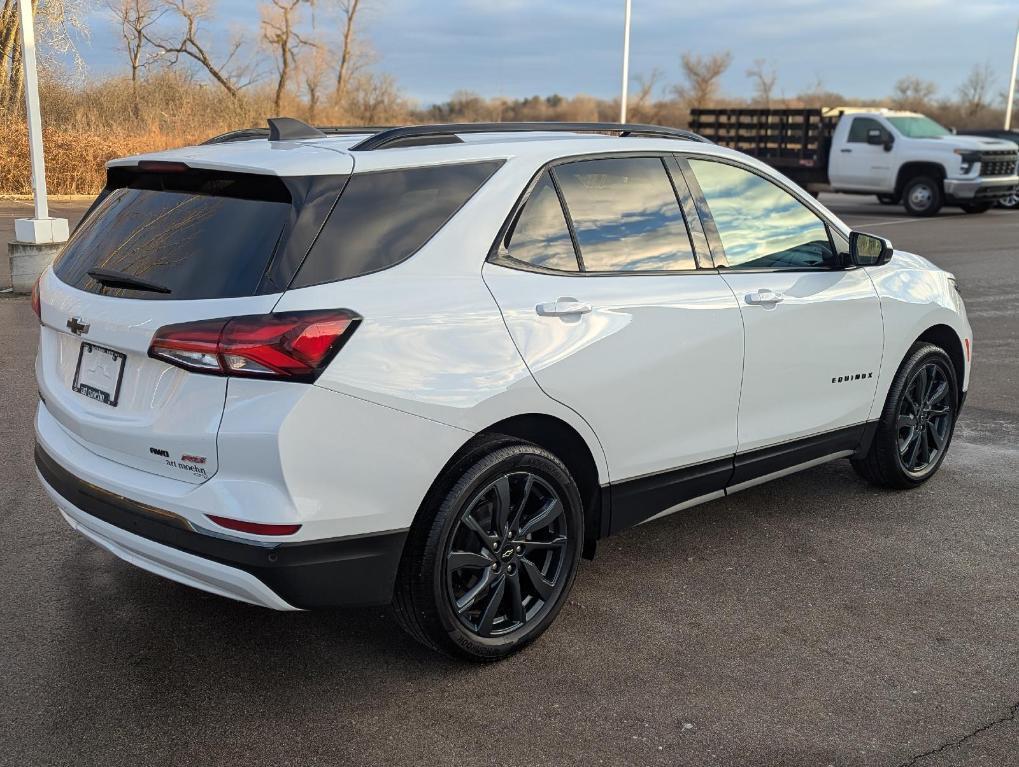 used 2022 Chevrolet Equinox car, priced at $25,415