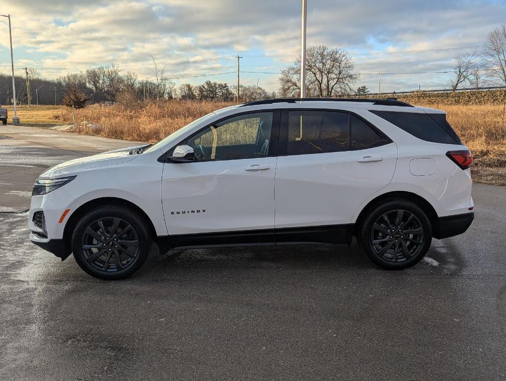 used 2022 Chevrolet Equinox car, priced at $25,415