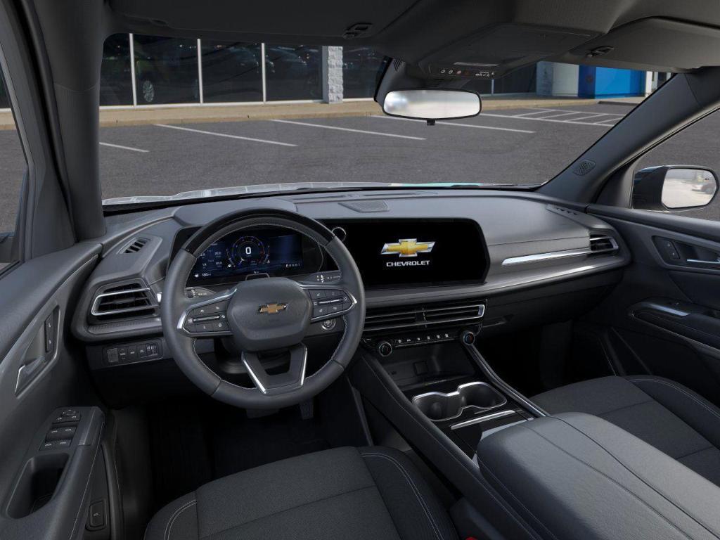 new 2025 Chevrolet Traverse car, priced at $48,630