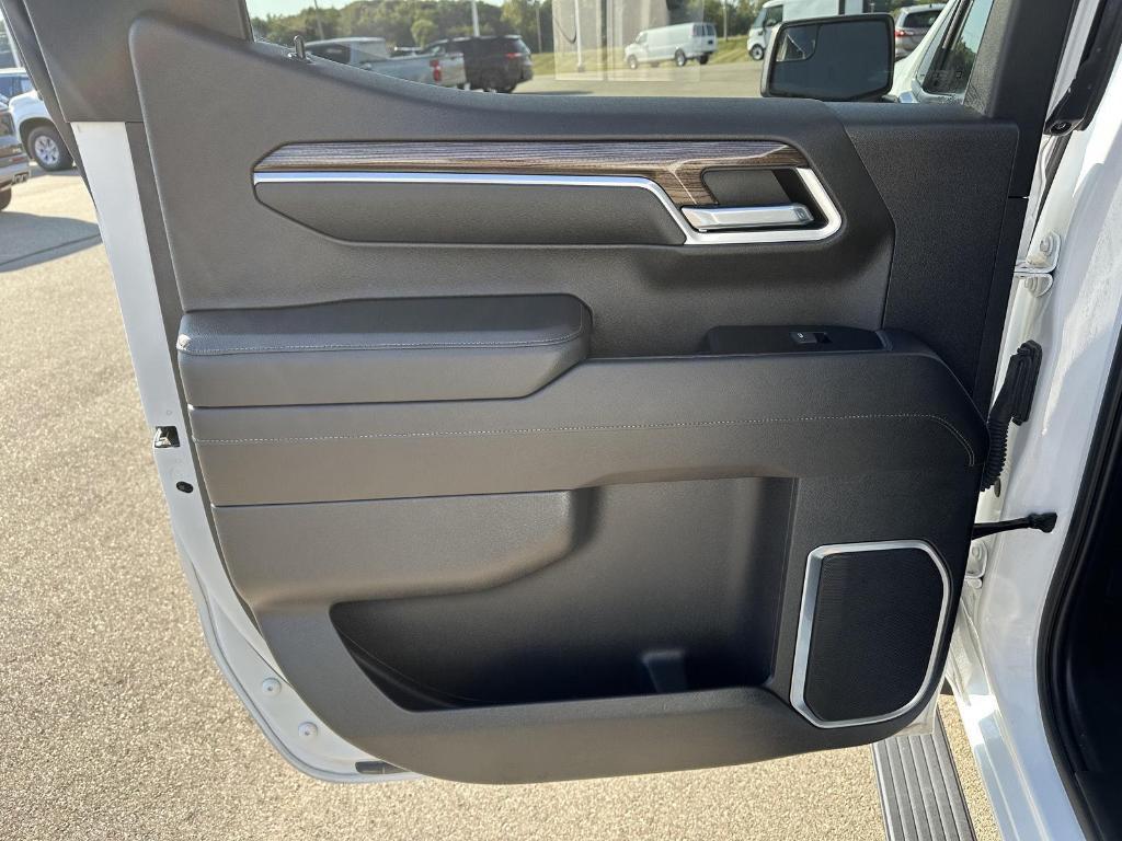 used 2022 Chevrolet Silverado 1500 car, priced at $33,949