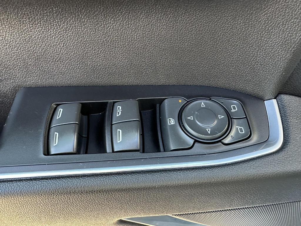 used 2022 Chevrolet Silverado 1500 car, priced at $33,949