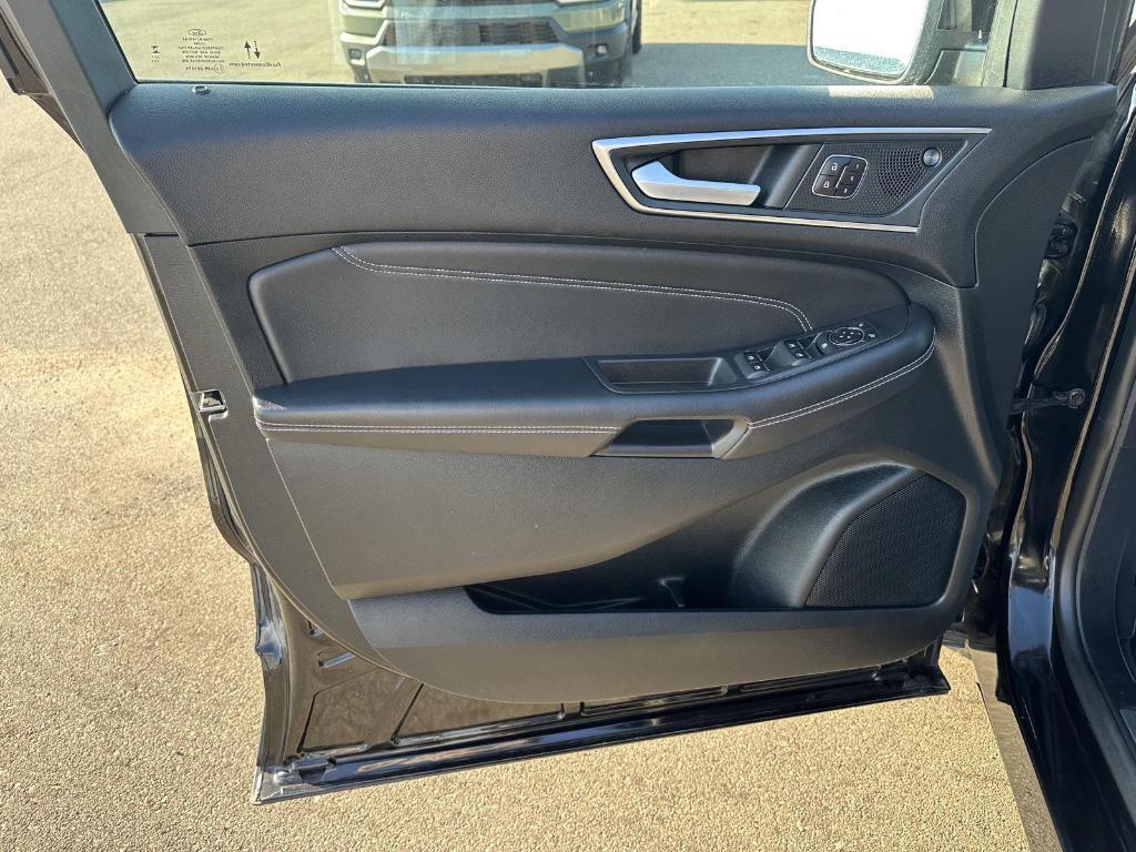 used 2024 Ford Edge car, priced at $26,689