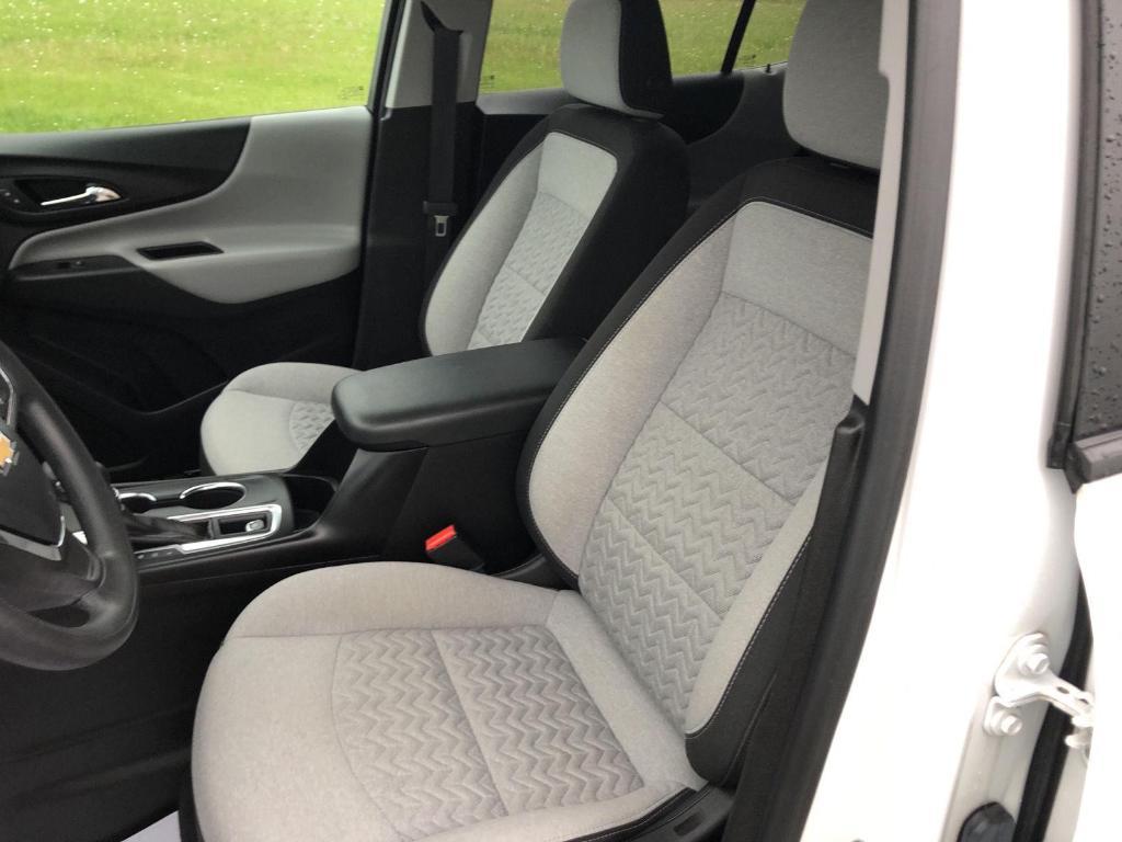 used 2022 Chevrolet Equinox car, priced at $19,257