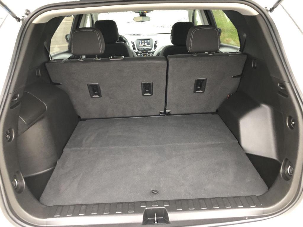 used 2022 Chevrolet Equinox car, priced at $19,257