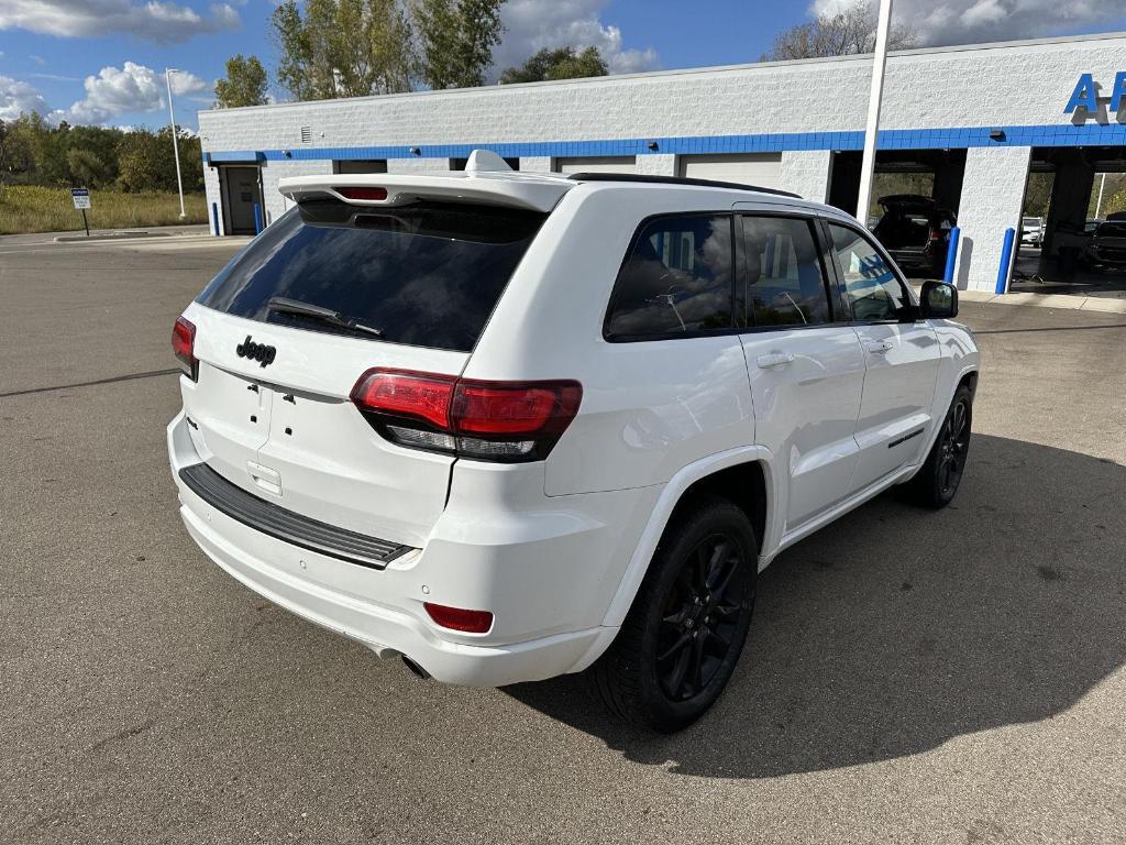 used 2018 Jeep Grand Cherokee car, priced at $14,956