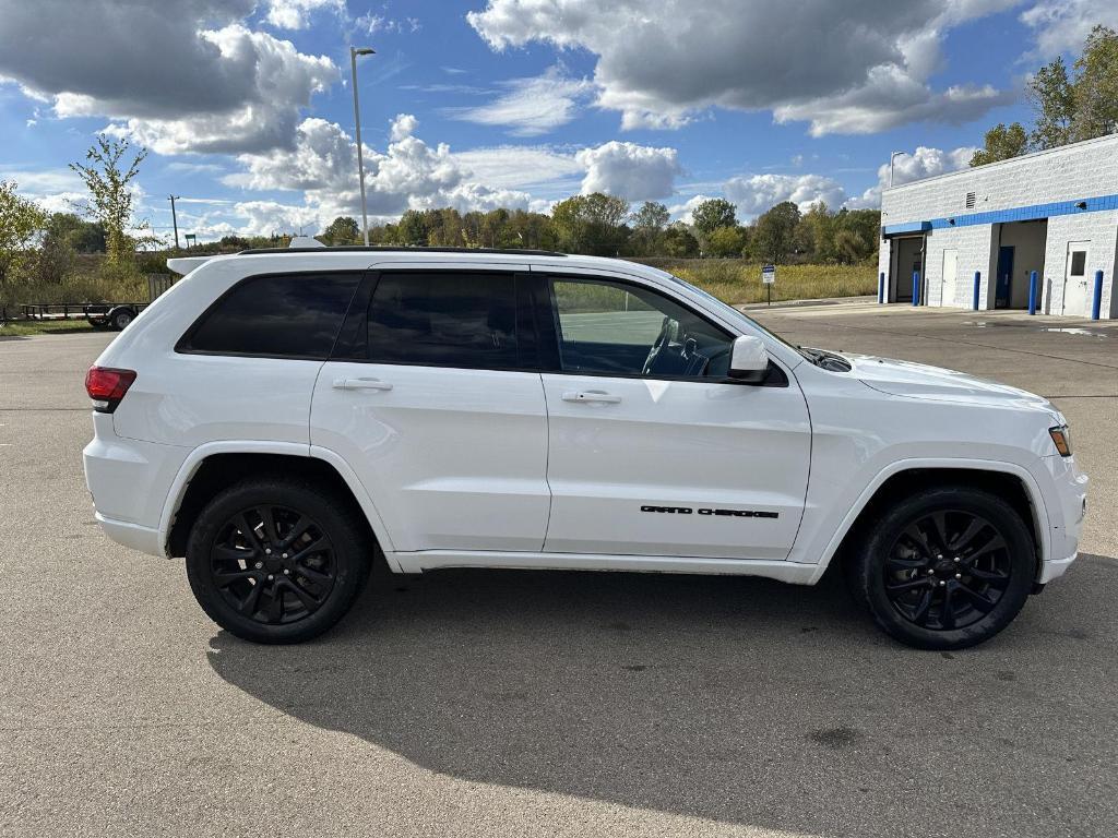 used 2018 Jeep Grand Cherokee car, priced at $14,956