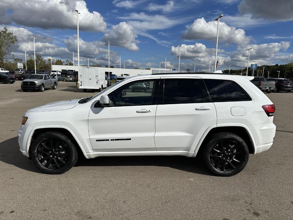 used 2018 Jeep Grand Cherokee car, priced at $14,956