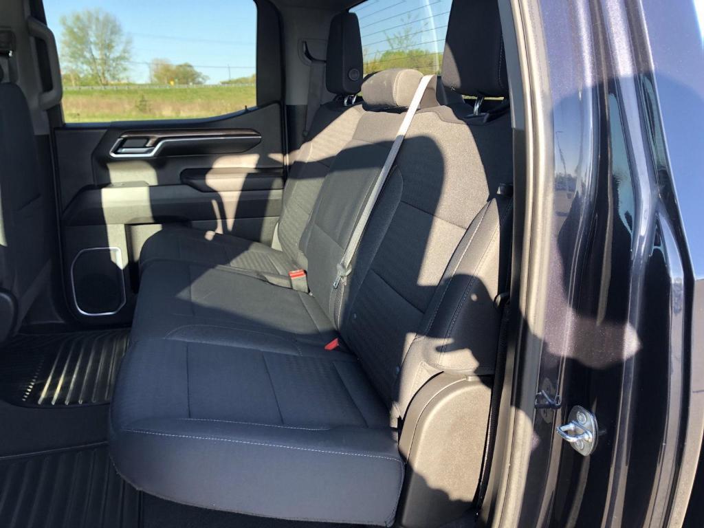 used 2022 Chevrolet Silverado 1500 car, priced at $32,987