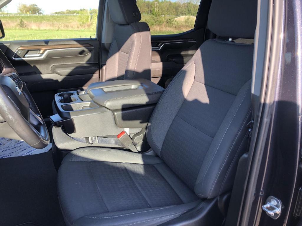 used 2022 Chevrolet Silverado 1500 car, priced at $32,987