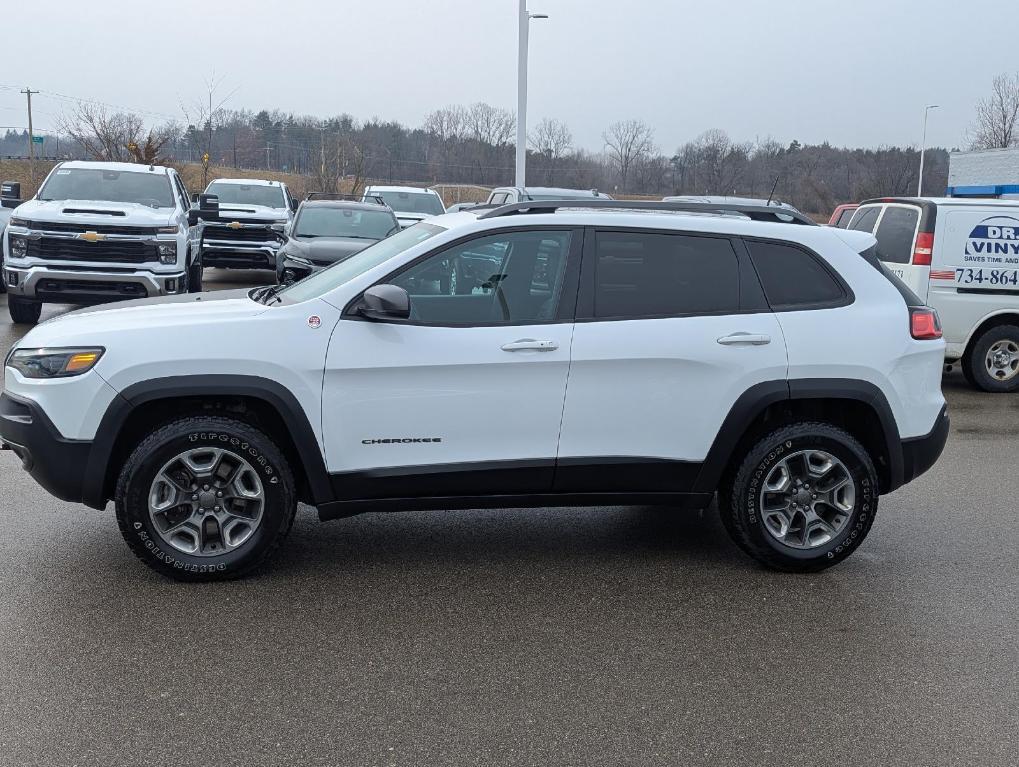 used 2019 Jeep Cherokee car, priced at $16,217