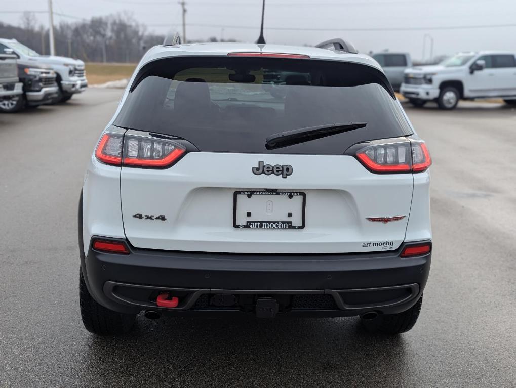 used 2019 Jeep Cherokee car, priced at $16,217