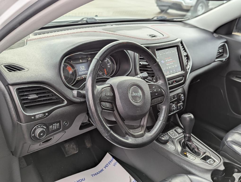 used 2019 Jeep Cherokee car, priced at $16,217