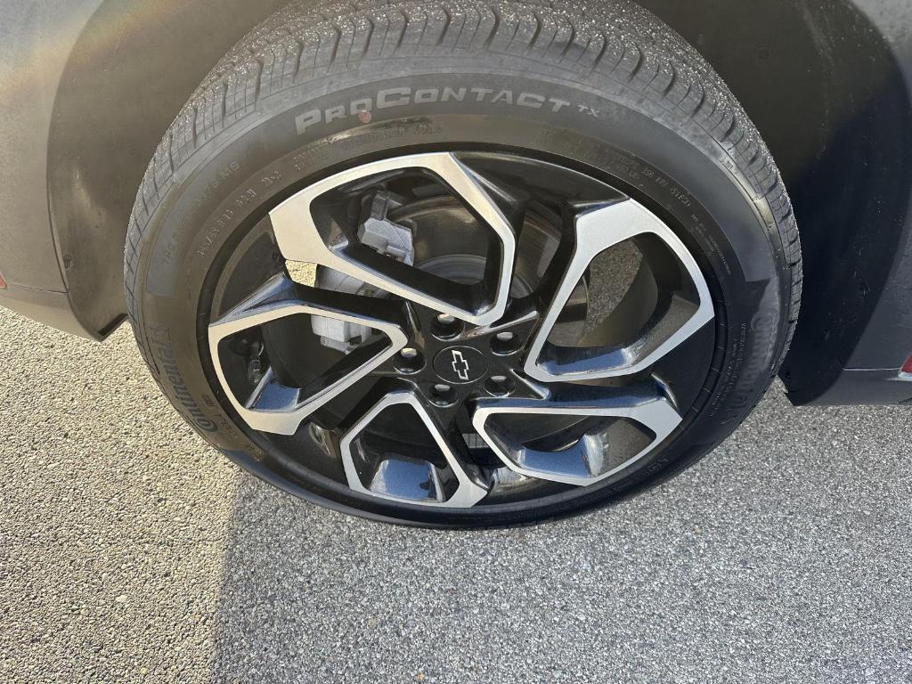 used 2024 Chevrolet Trax car, priced at $22,989