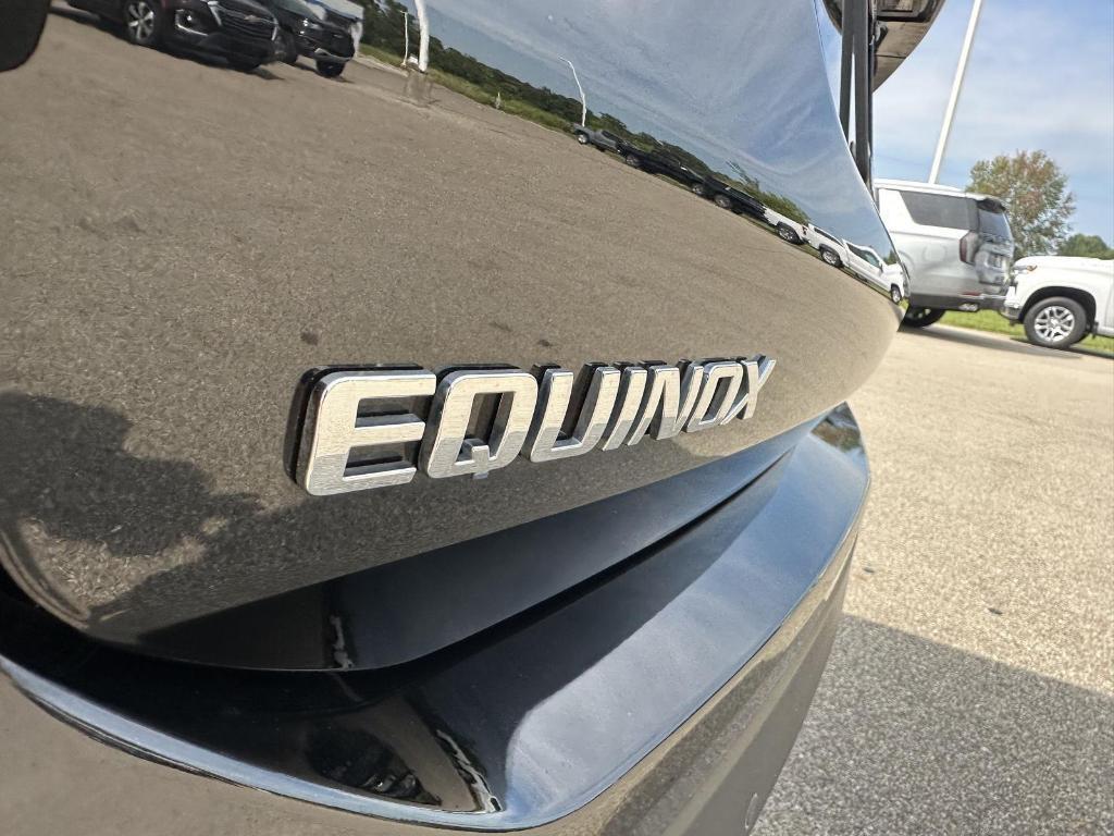 used 2022 Chevrolet Equinox car, priced at $21,357