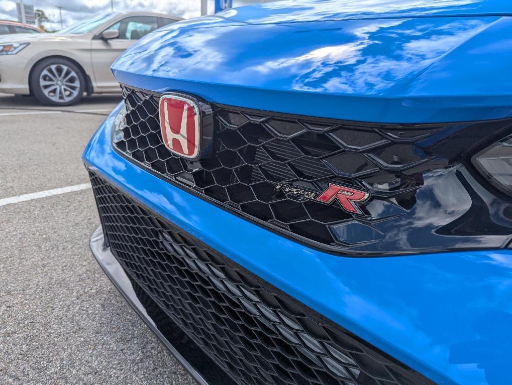 new 2025 Honda Civic Type R car, priced at $47,500