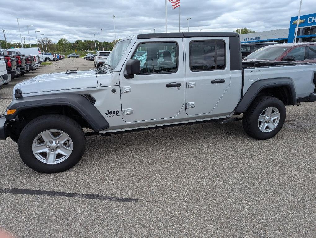 used 2023 Jeep Gladiator car, priced at $28,309