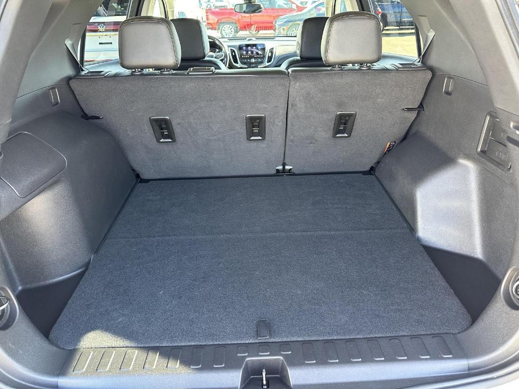 used 2022 Chevrolet Equinox car, priced at $20,989