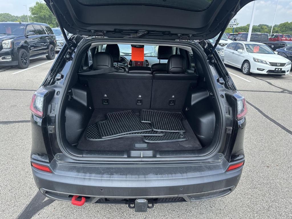 used 2021 Jeep Cherokee car, priced at $16,485
