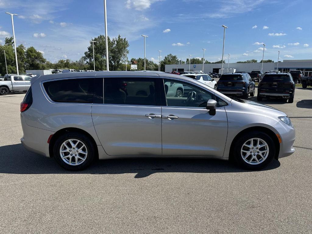 used 2017 Chrysler Pacifica car, priced at $10,429