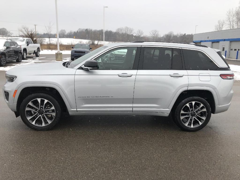 used 2022 Jeep Grand Cherokee car, priced at $36,947