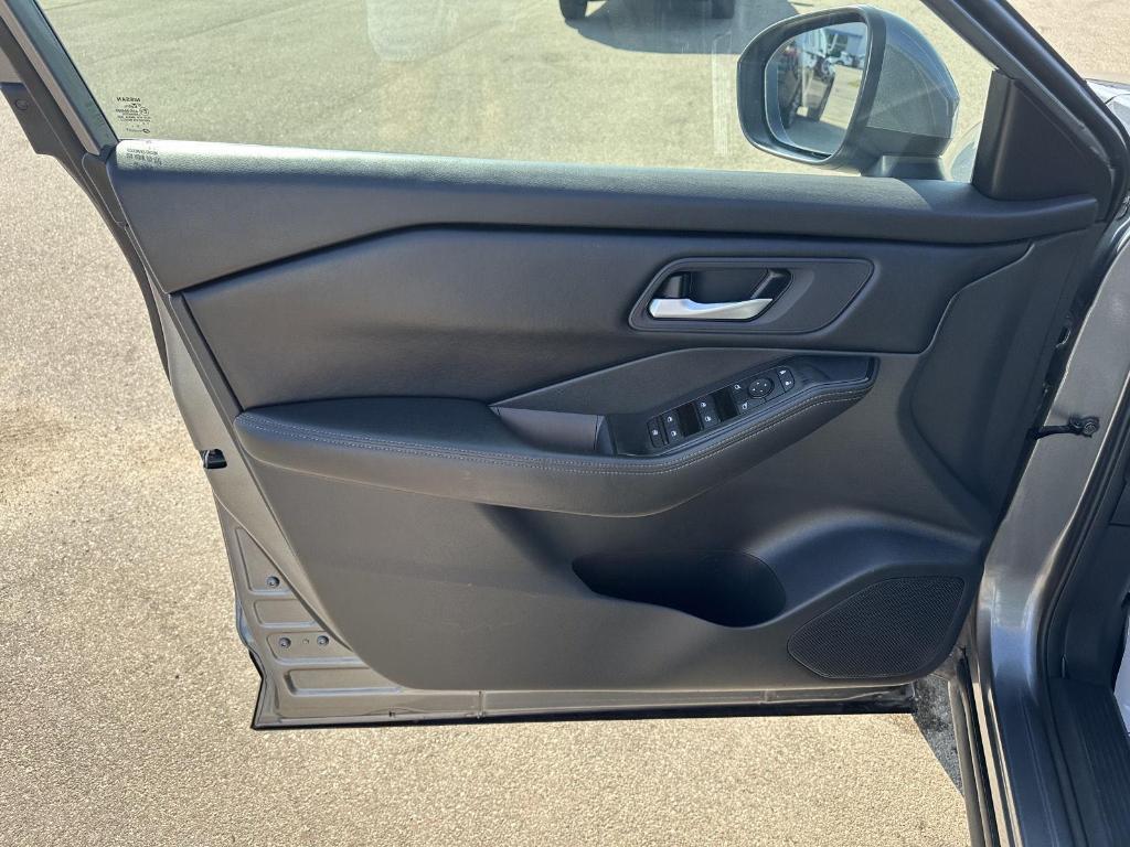 used 2024 Nissan Rogue car, priced at $22,956