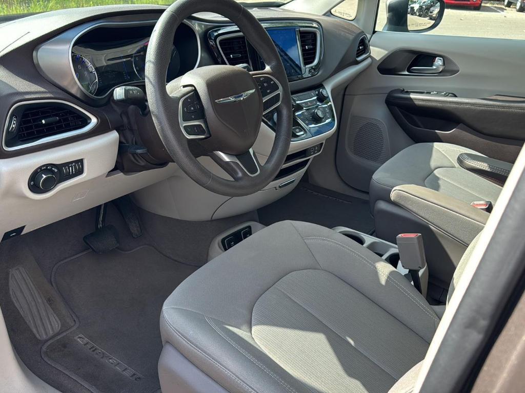 used 2017 Chrysler Pacifica car, priced at $15,949