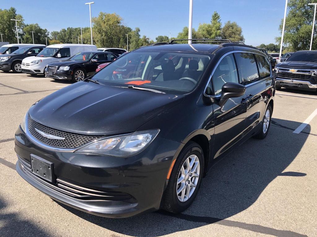 used 2017 Chrysler Pacifica car, priced at $10,449