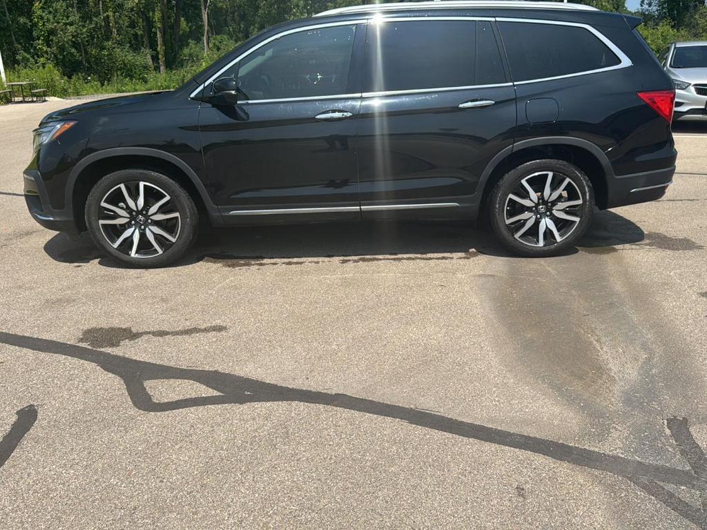 used 2021 Honda Pilot car, priced at $28,949
