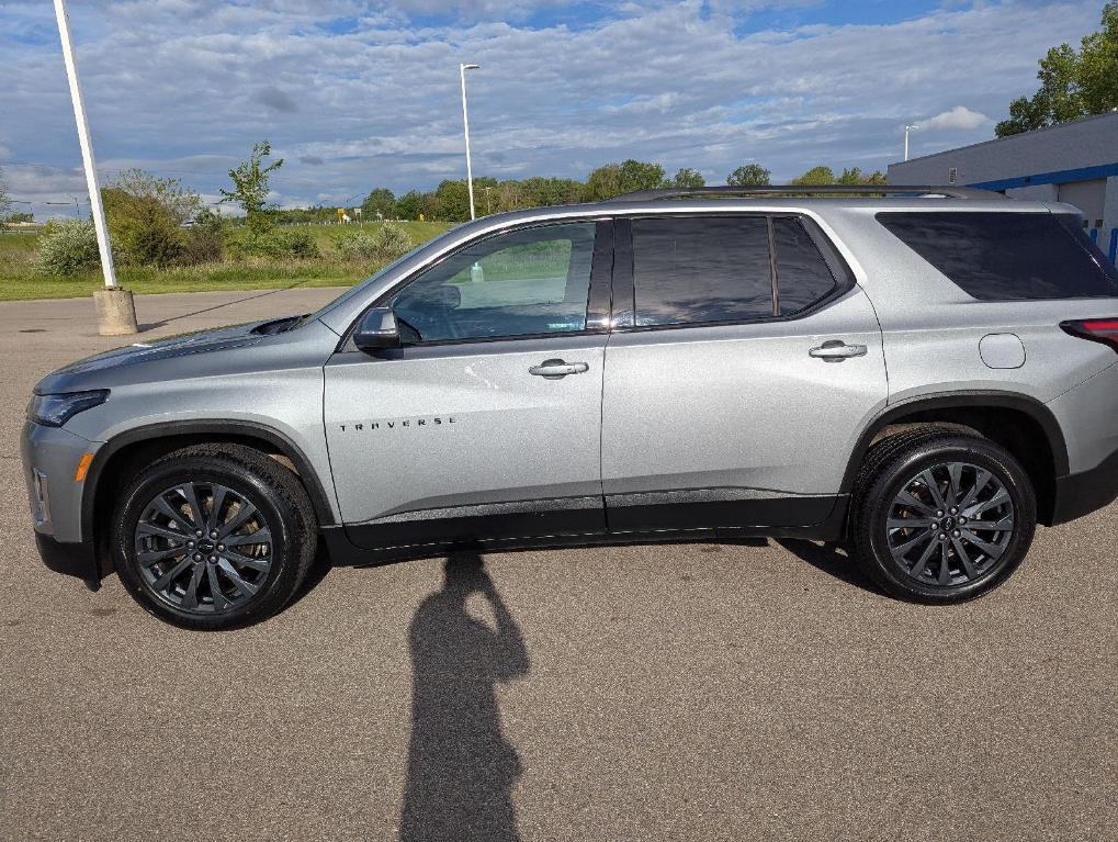 used 2023 Chevrolet Traverse car, priced at $35,795