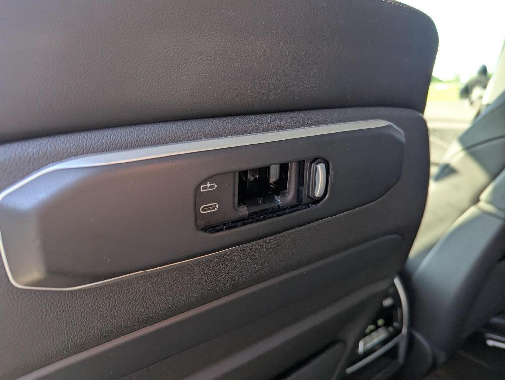 used 2024 BMW X7 car, priced at $64,795
