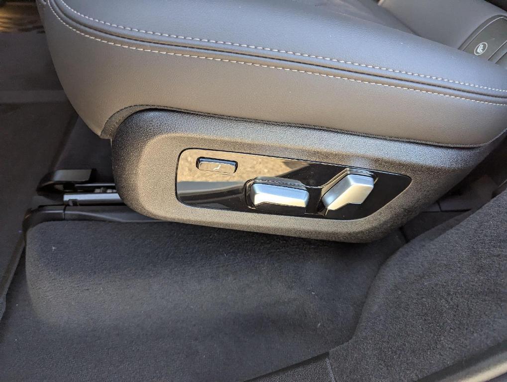 used 2024 BMW X7 car, priced at $64,795