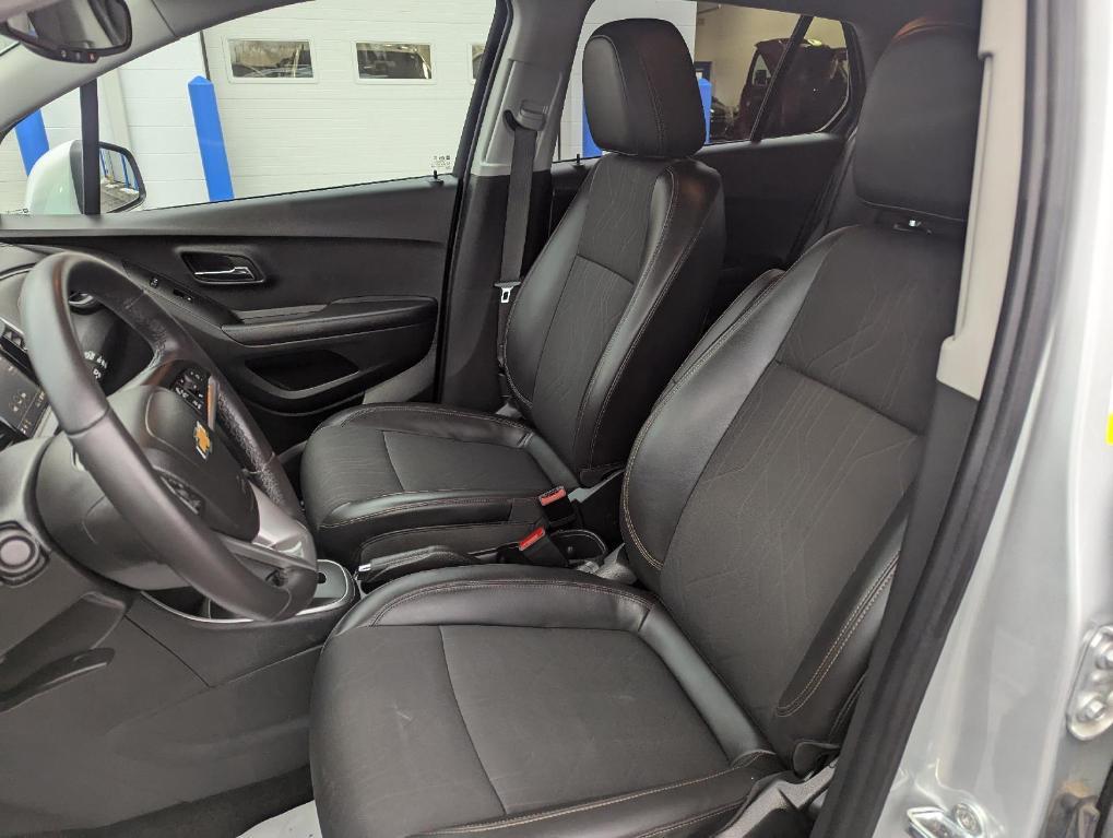 used 2022 Chevrolet Trax car, priced at $18,347