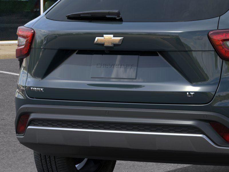 new 2025 Chevrolet Trax car, priced at $23,917