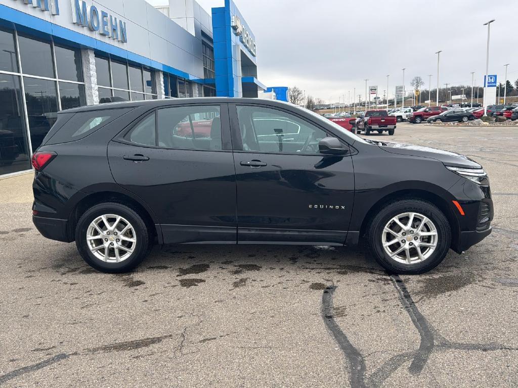 used 2022 Chevrolet Equinox car, priced at $19,845