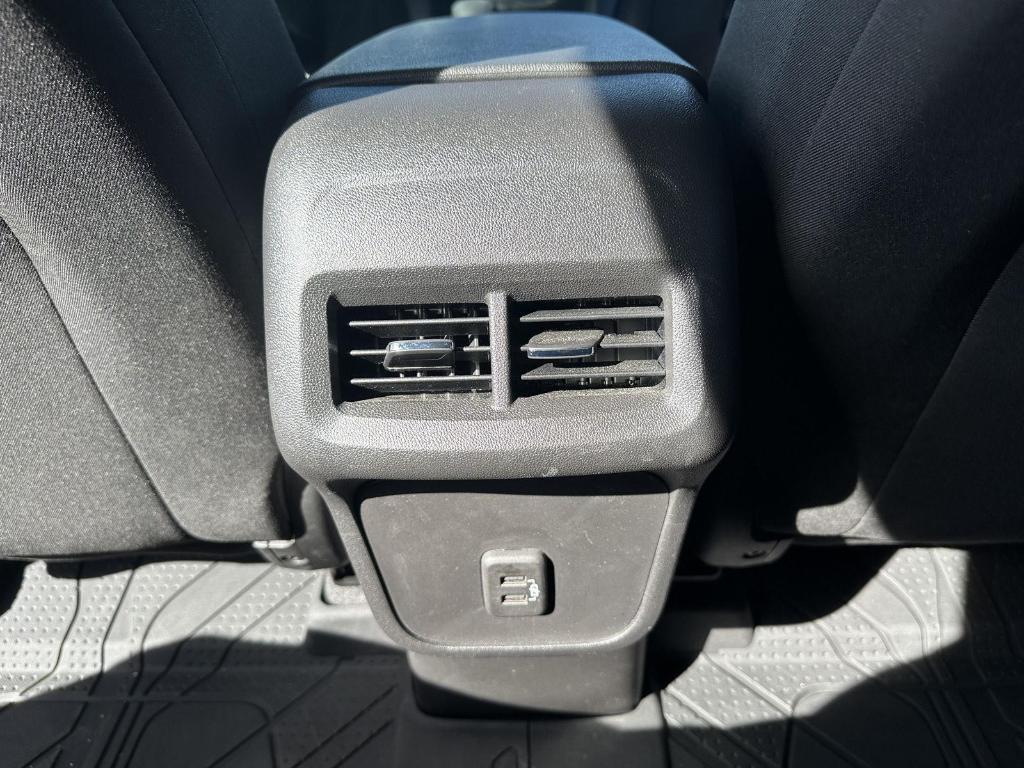 used 2022 Chevrolet Equinox car, priced at $20,489