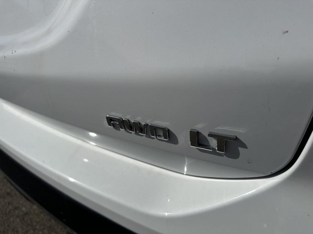 used 2022 Chevrolet Equinox car, priced at $20,489