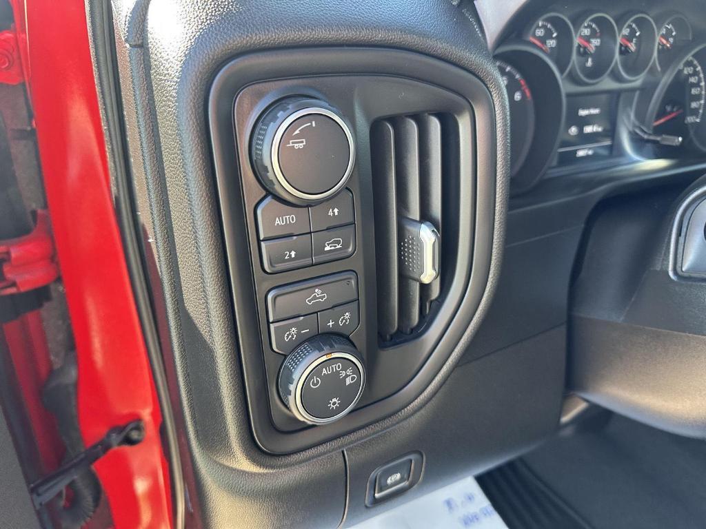 used 2021 Chevrolet Silverado 1500 car, priced at $33,677