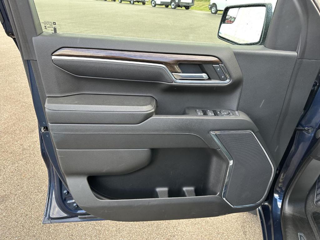 used 2023 Chevrolet Silverado 1500 car, priced at $34,989