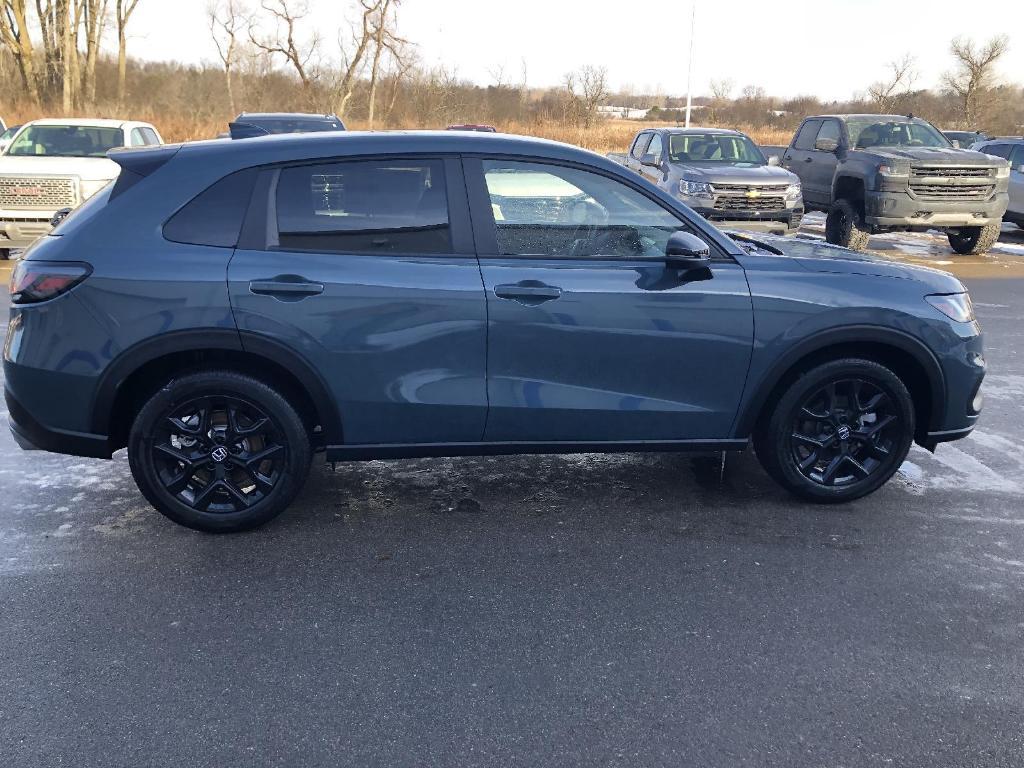 new 2025 Honda HR-V car, priced at $30,000