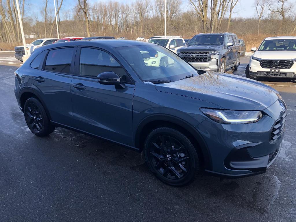 new 2025 Honda HR-V car, priced at $30,000