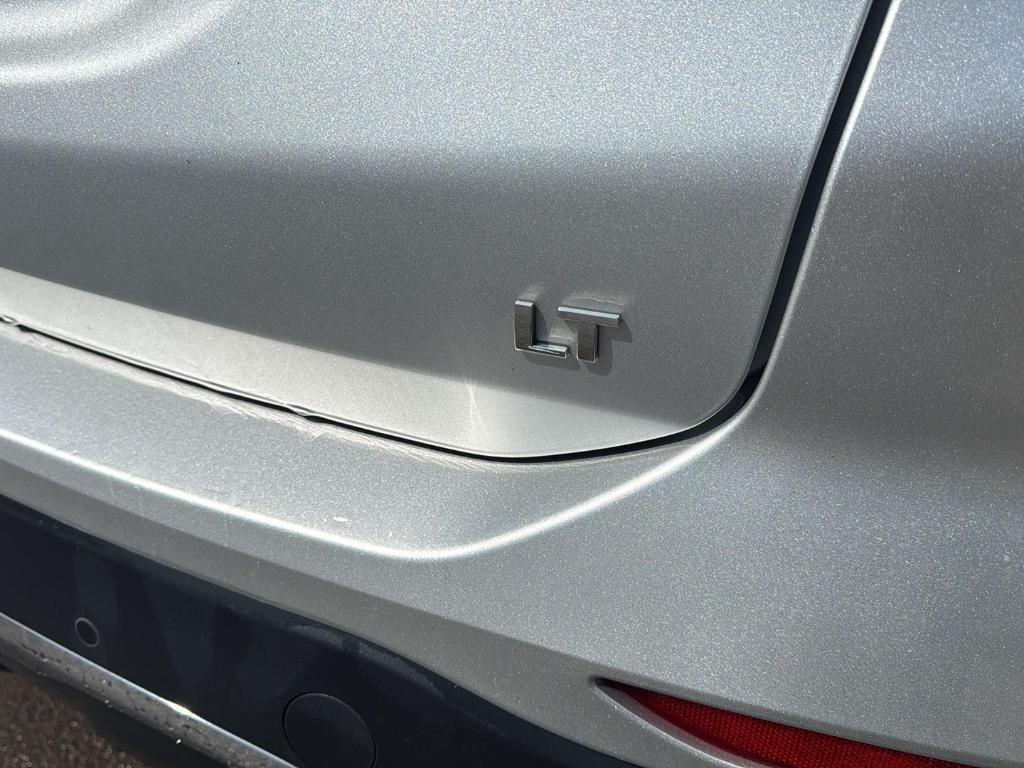 used 2022 Chevrolet Equinox car, priced at $21,495