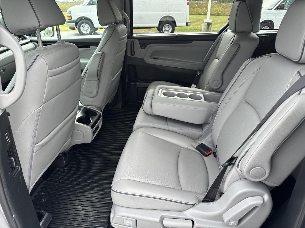 used 2024 Honda Odyssey car, priced at $40,400