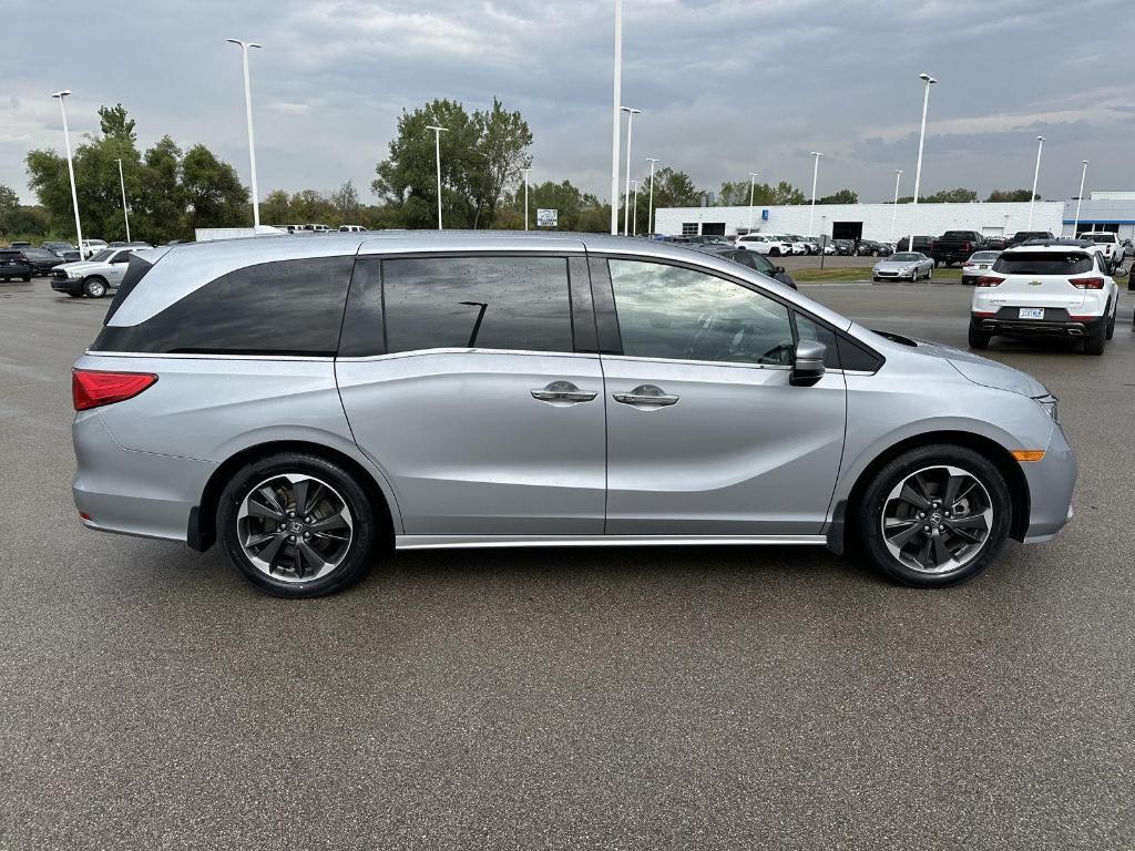 used 2024 Honda Odyssey car, priced at $40,400