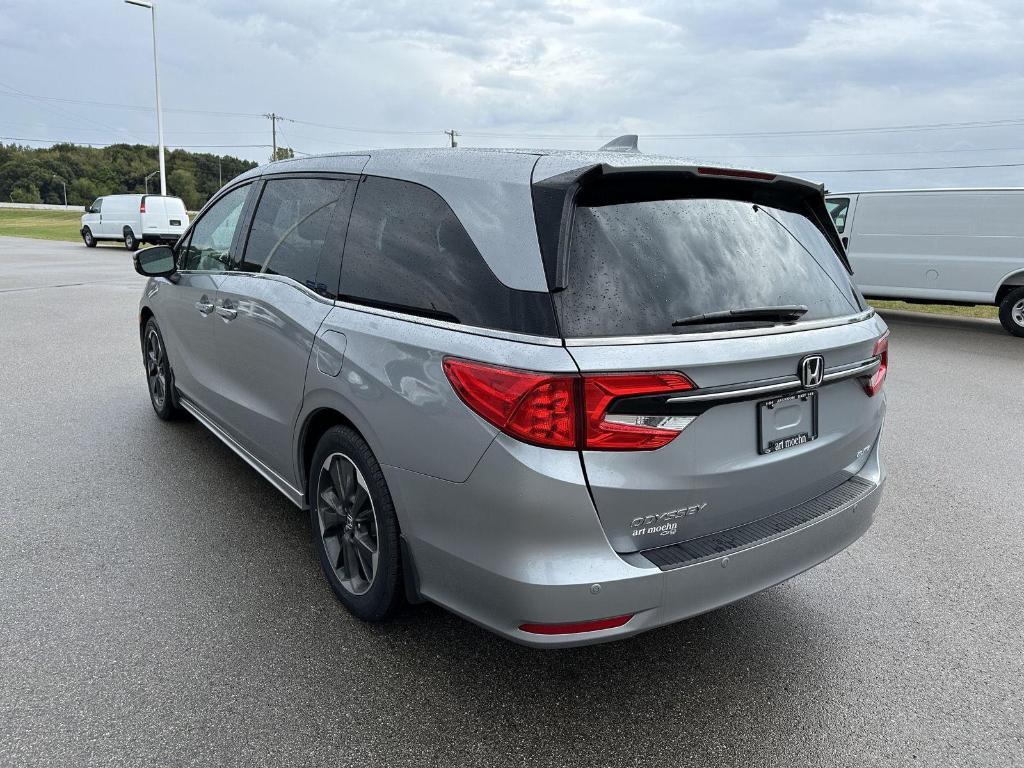 used 2024 Honda Odyssey car, priced at $40,400