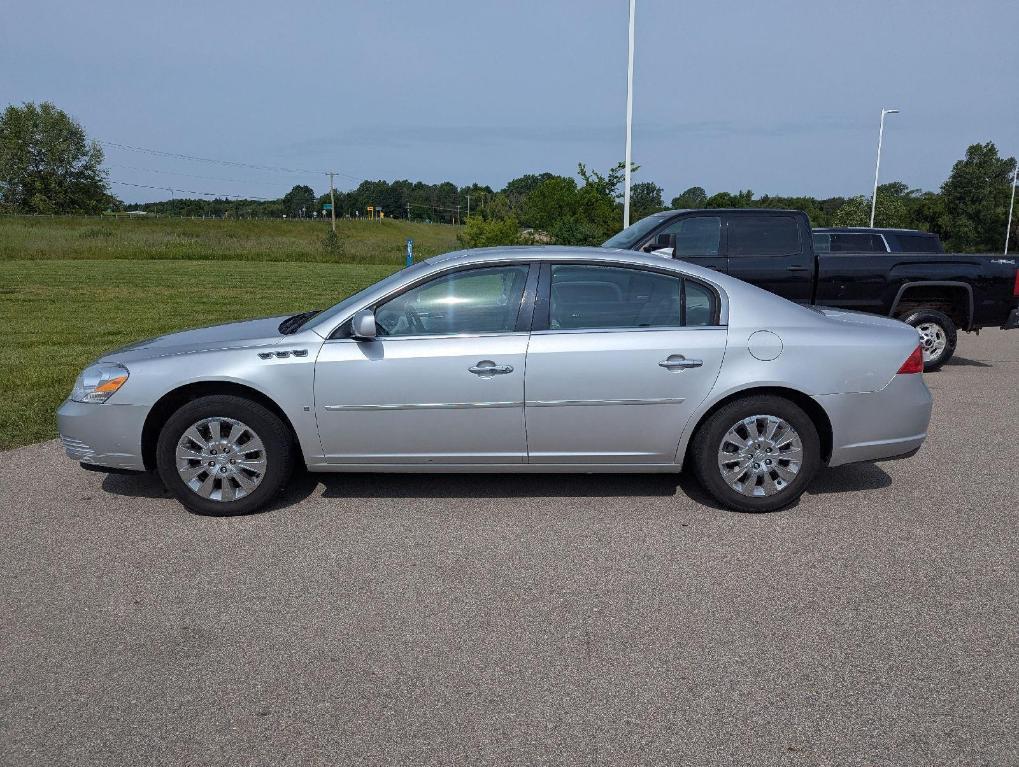 used 2009 Buick Lucerne car, priced at $7,389